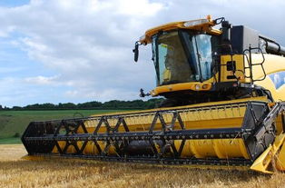 小麦收割机多少钱一台 什么牌子好 在日常生活中如何保养